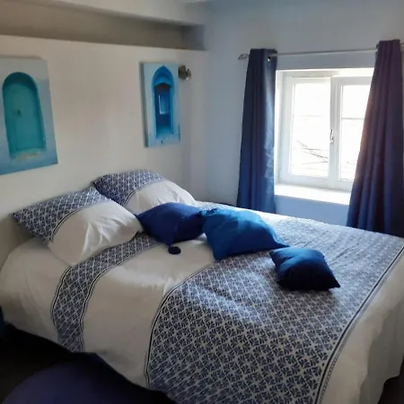 Isabelle's Charming Roof! *