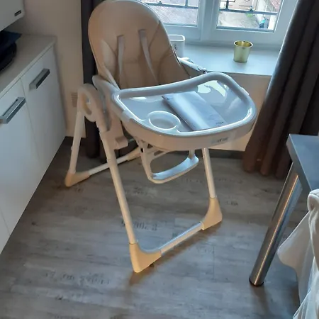 Lägenhet Isabelle's Charming Roof! *