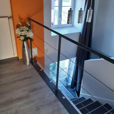 Isabelle's Charming Roof! Beaune (Cote d'Or)