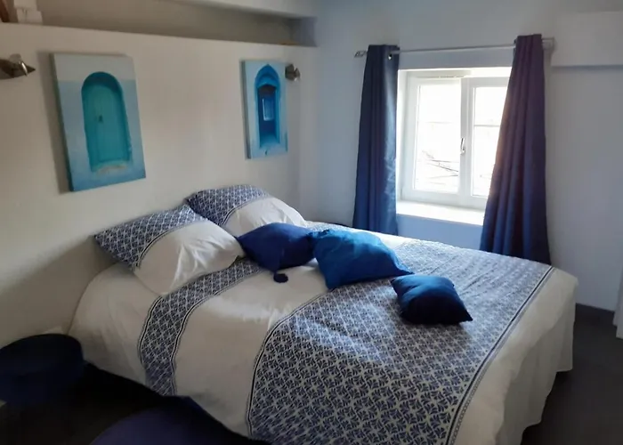 Isabelle's Charming Roof! *