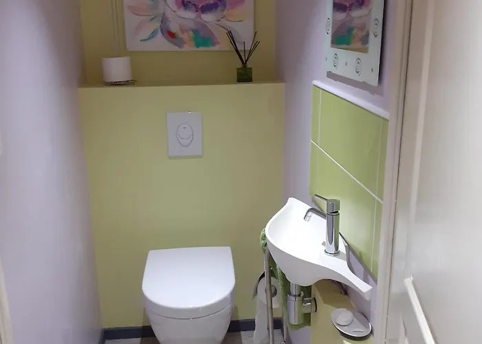 Isabelle's Charming Roof! Apartman